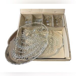 NWT Vintage 1950s Snack Set.